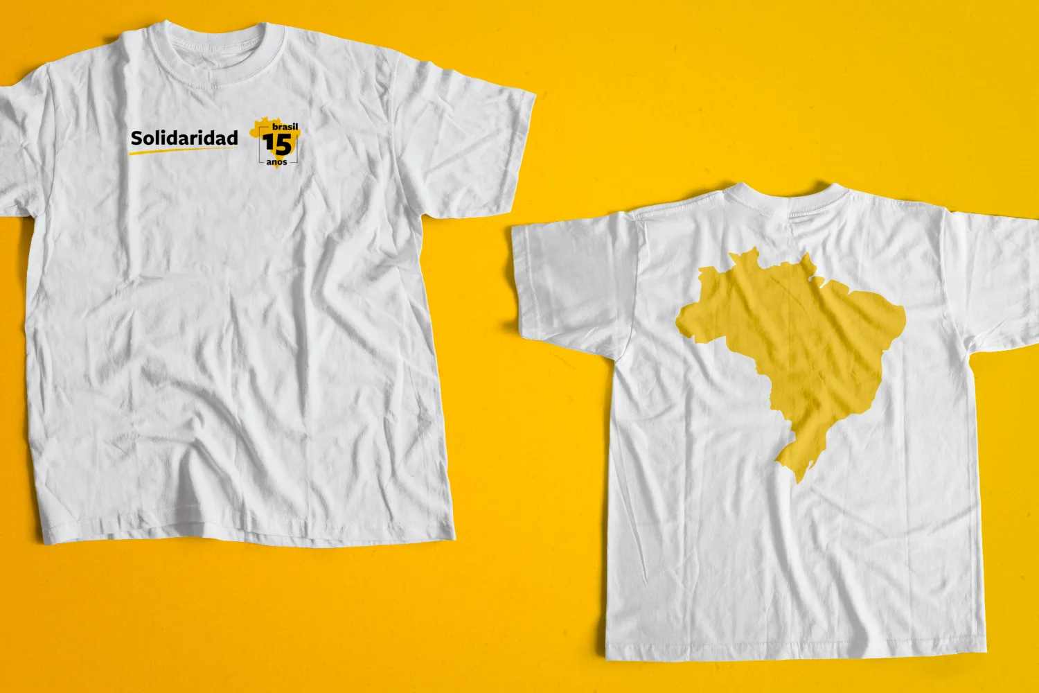 camisetas brancas, frente e costas
