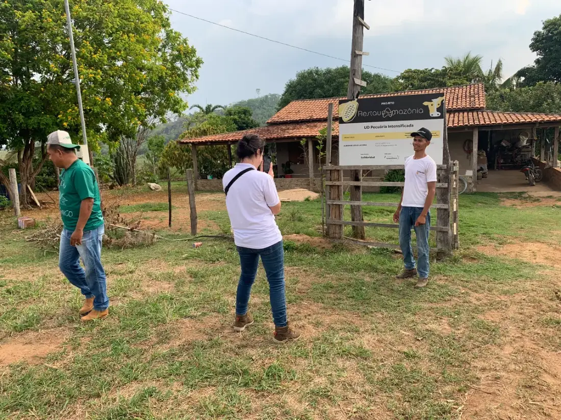 gravação na porteira da unidade demonstrativa